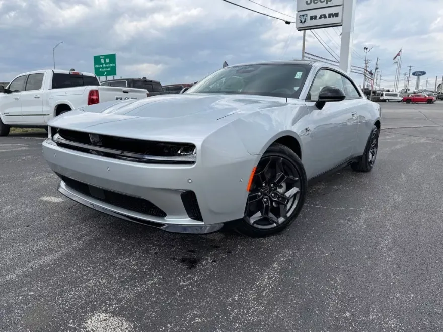 2025 Dodge Charger Daytona R/T AWD photo 1