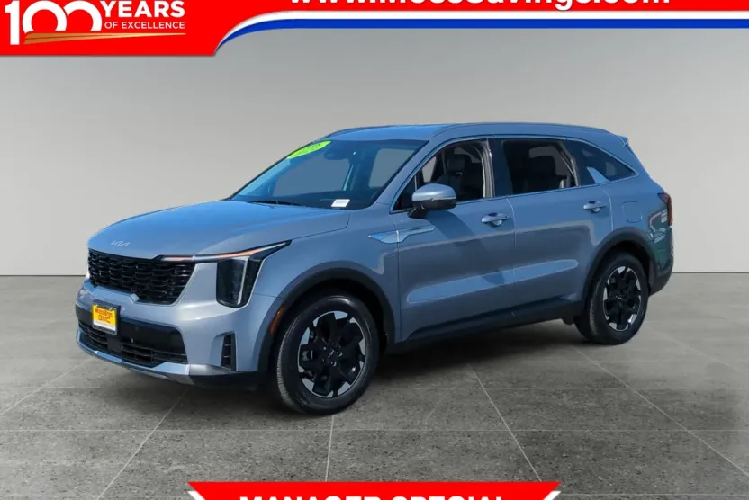 2024 Kia Sorento S photo 1
