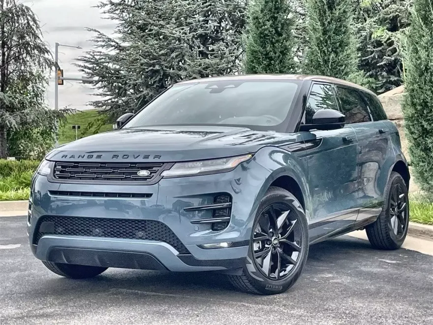 2025 Land Rover Range Rover Evoque photo 1