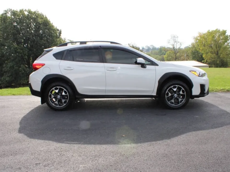 2018 Subaru Crosstrek 2.0i Premium photo 1
