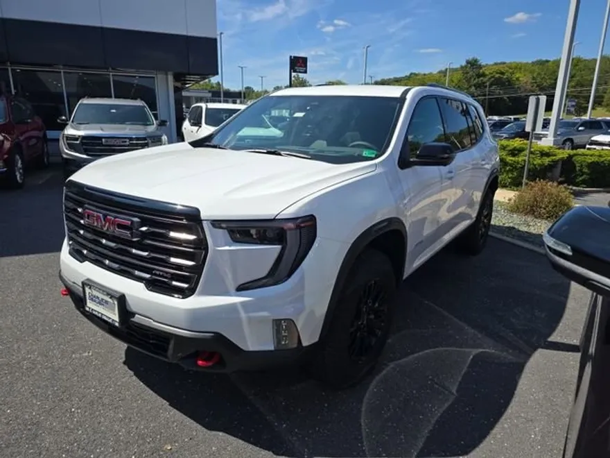 2026 Gmc Acadia AT4 photo 1