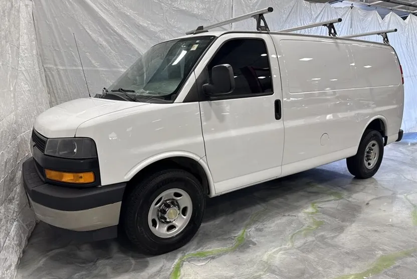 2018 Chevrolet Express Cargo photo 1