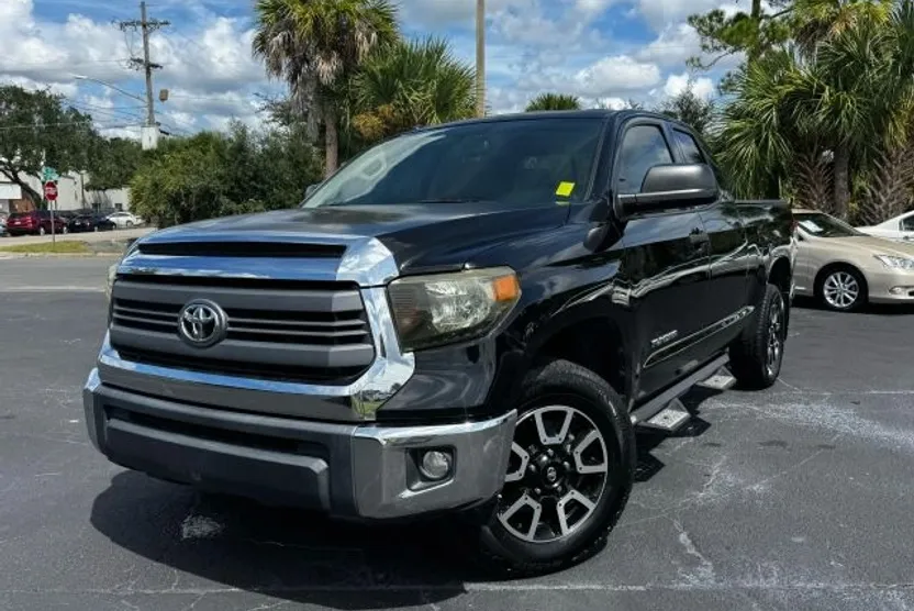 2014 Toyota Tundra Double Cab SR5 photo 1