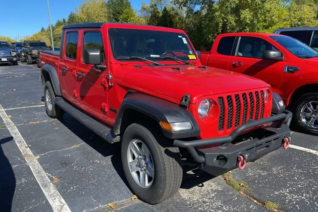 2020 Jeep Gladiator Sport photo 1