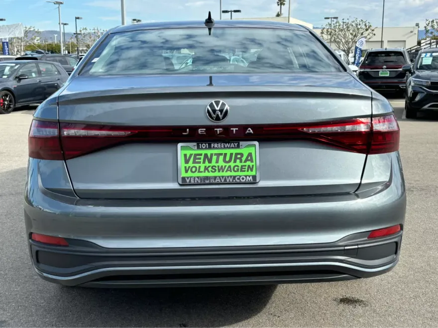2025 Volkswagen Jetta S photo 1