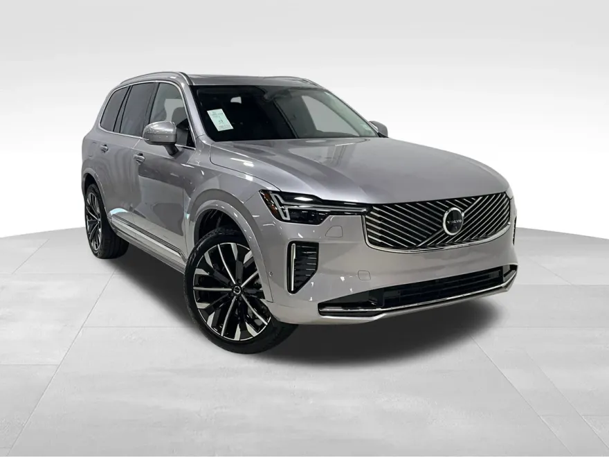 2026 Volvo XC90 Plus photo 1