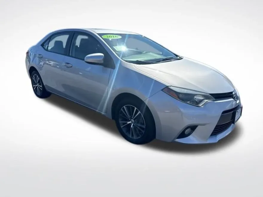 2016 Toyota Corolla L photo 1