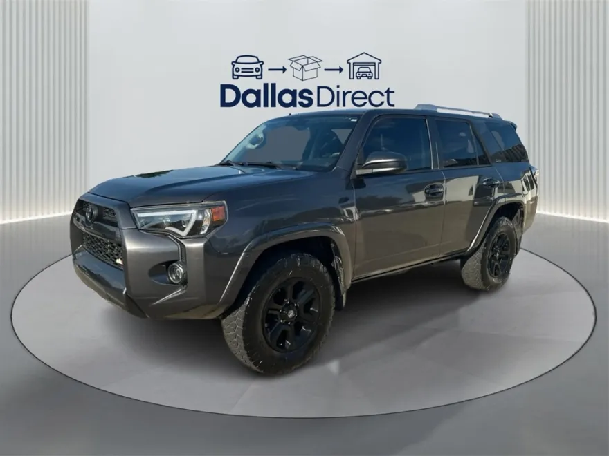2015 Toyota 4Runner SR5 photo 1