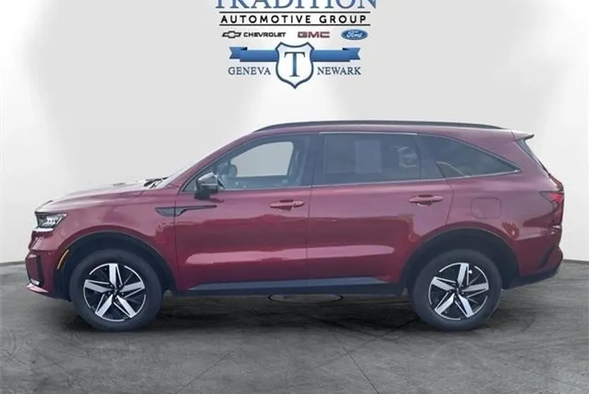 2021 Kia Sorento EX photo 1