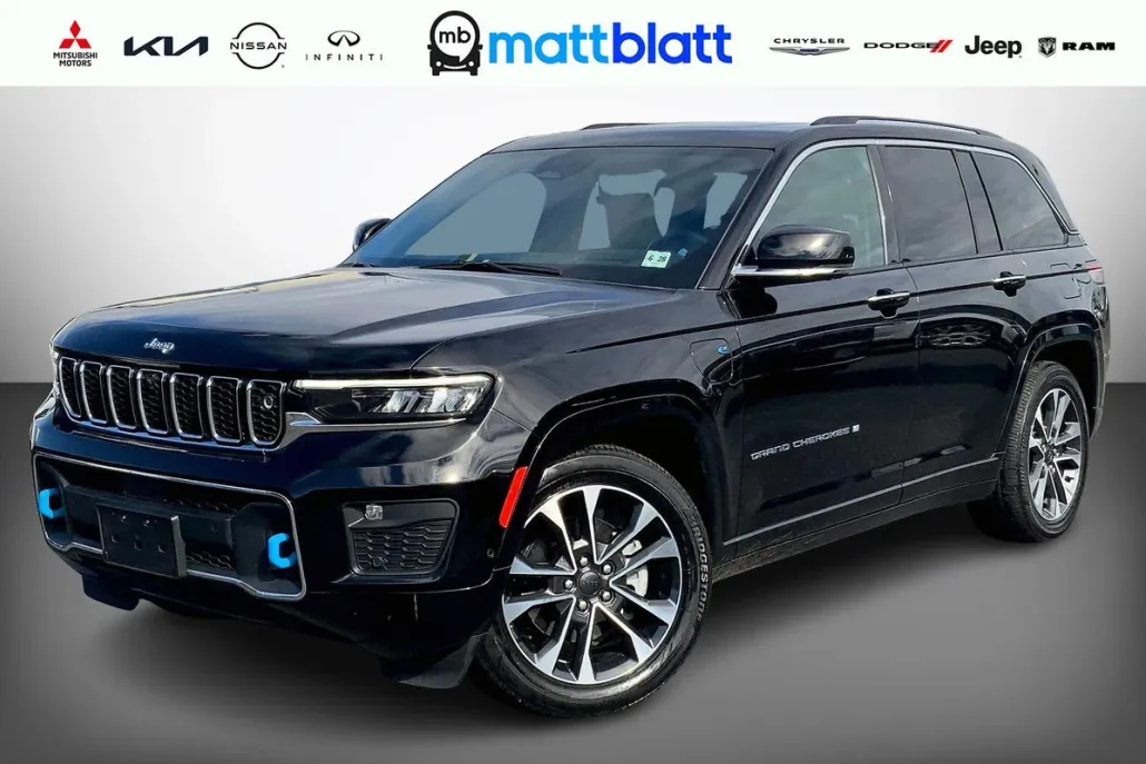 2023 Jeep Cherokee Overland 4xe photo 1