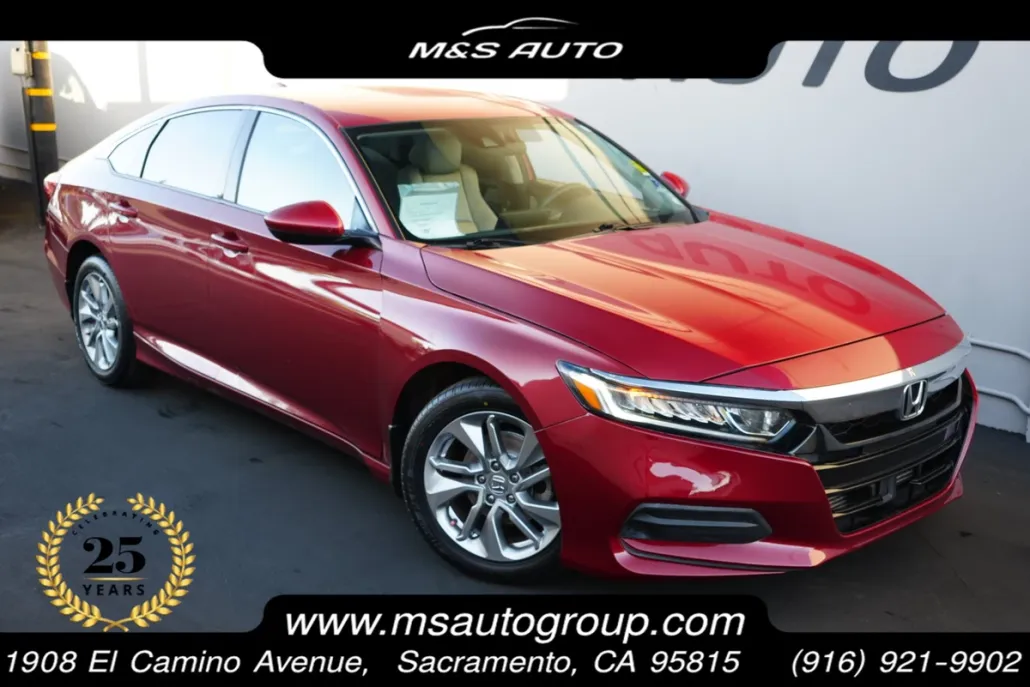 2019 Honda Accord LX 1.5T photo 1
