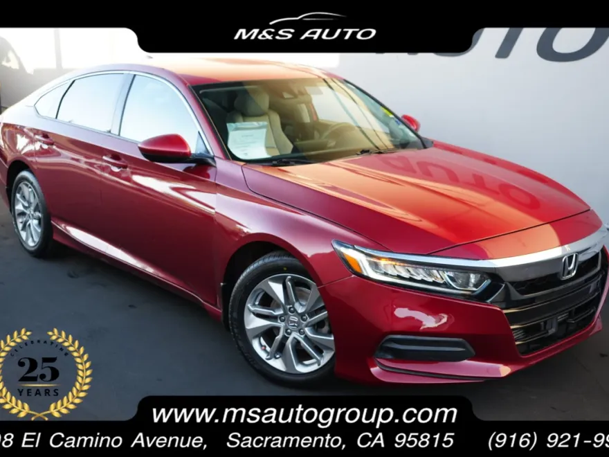 2019 Honda Accord LX 1.5T photo 1