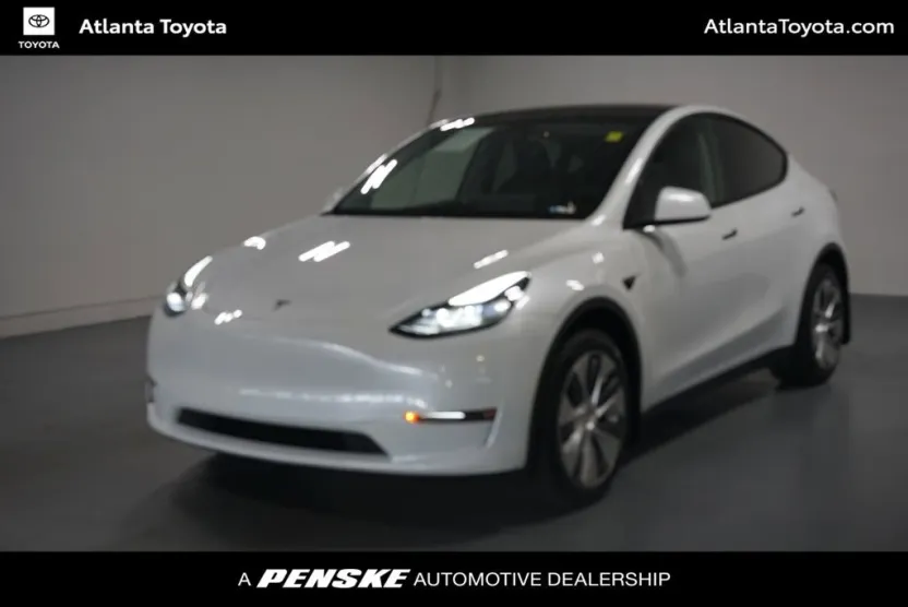 2024 Tesla Model Y Long Range photo 1