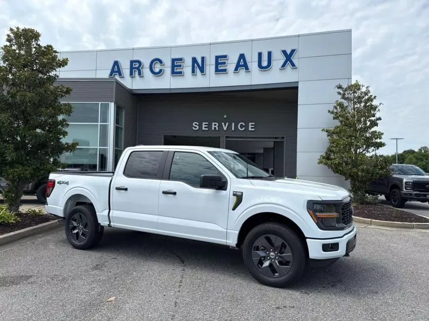 2025 Ford F-150 STX photo 1