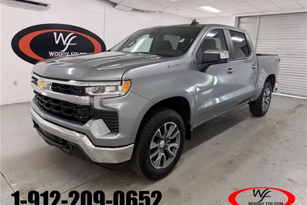 2026 Chevrolet Silverado 1500 LT photo 1