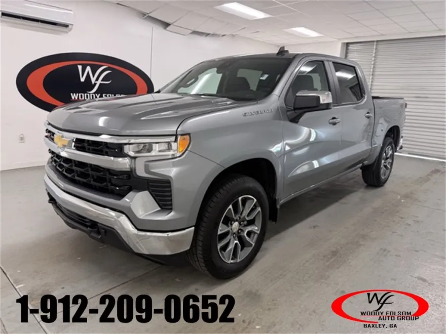 2026 Chevrolet Silverado 1500 LT photo 1