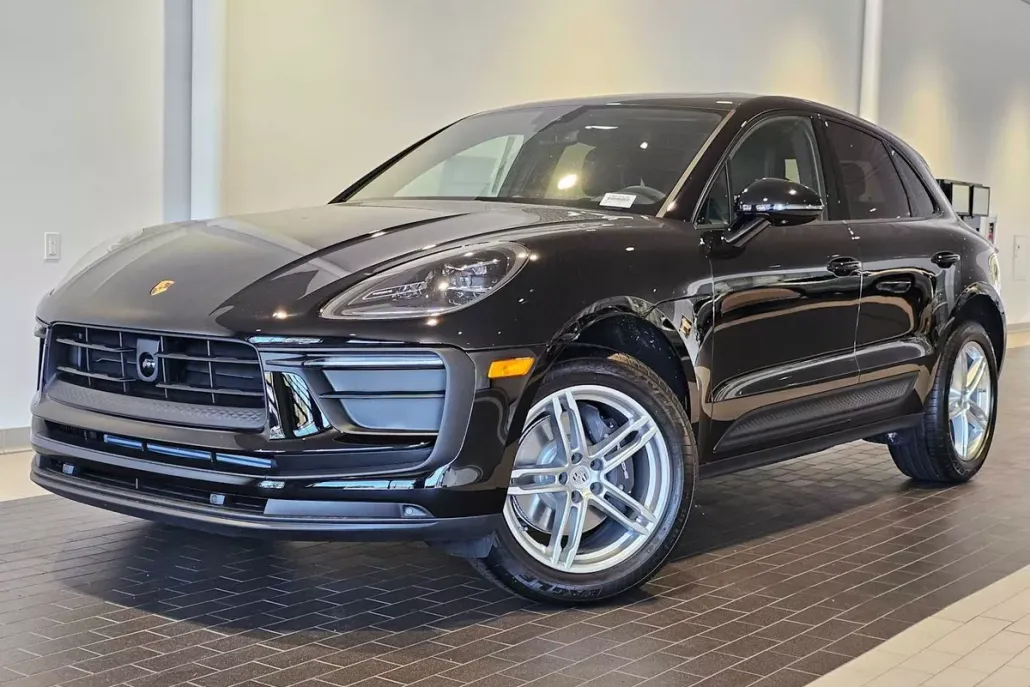 2025 Porsche Macan Base photo 1