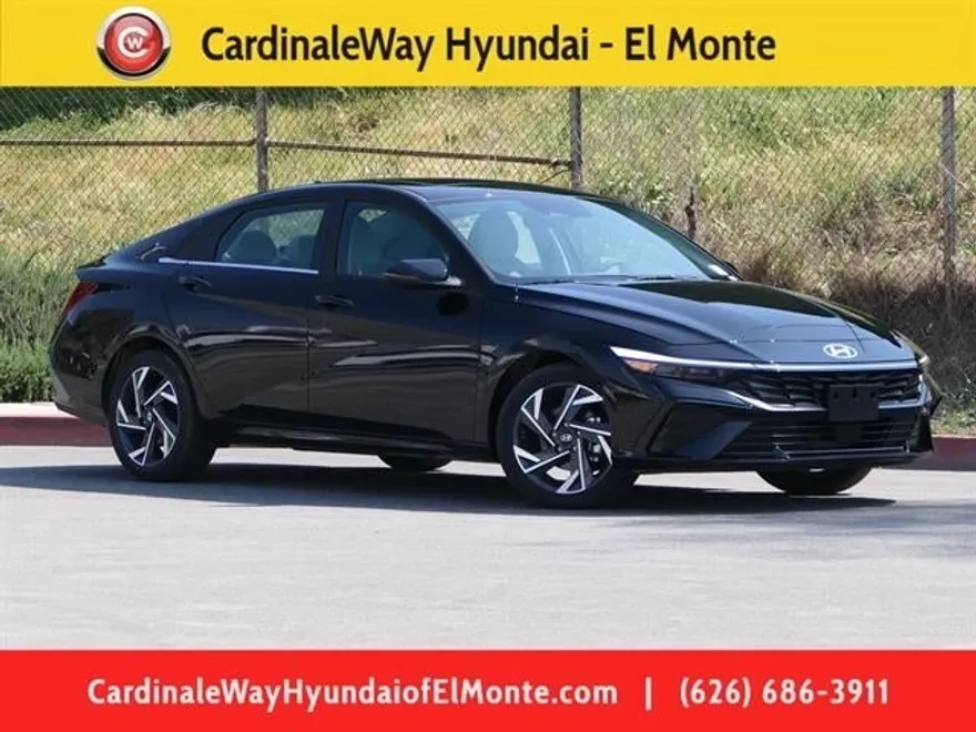 2025 Hyundai Elantra Limited photo 1