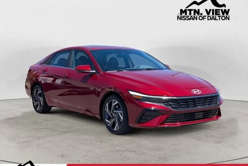 2024 Hyundai Elantra SEL Convenience photo 1
