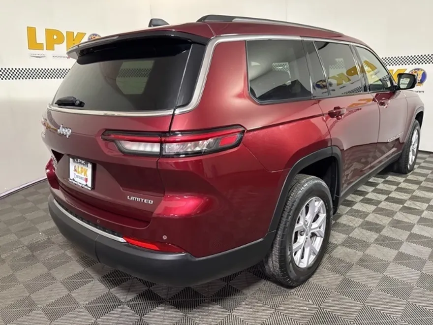 2022 Jeep Grand Cherokee Limited photo 1