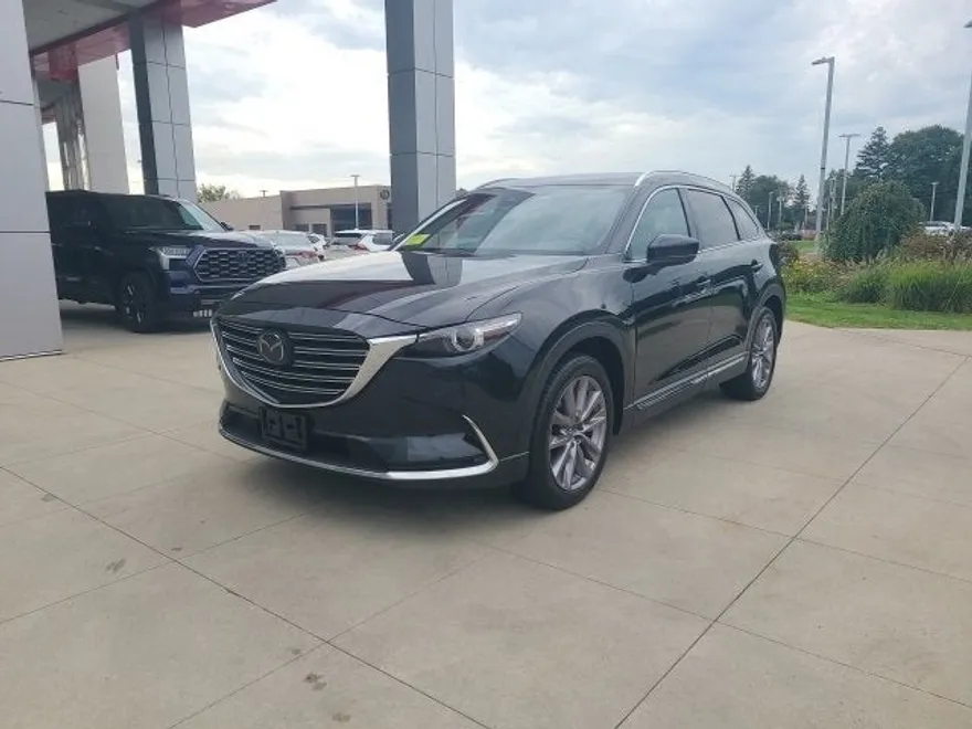 2023 Mazda CX-9 Grand Touring photo 1