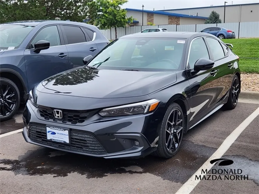 2022 Honda Civic Sport Touring photo 1