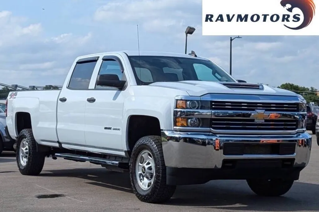 2017 Chevrolet Silverado Work Truck LS Base photo 1