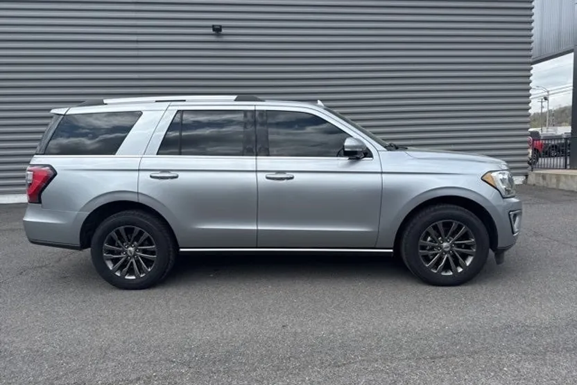 2020 Ford Expedition Limited photo 1