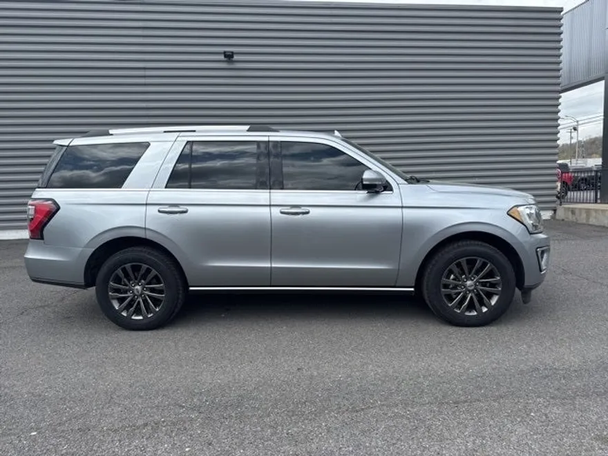 2020 Ford Expedition Limited photo 1