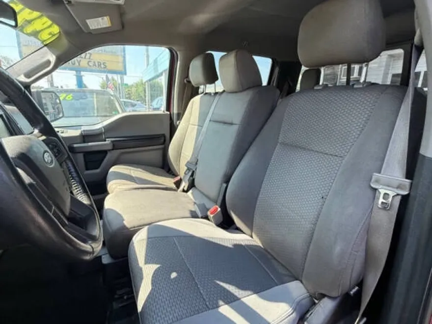 2015 Ford F-150 photo 1