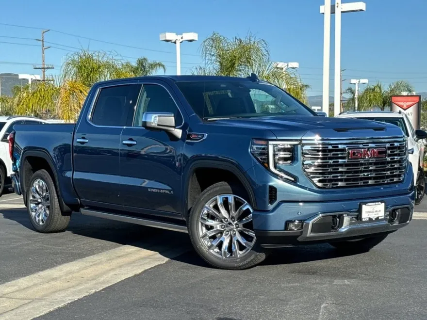 2025 Gmc Sierra 1500 Denali photo 2