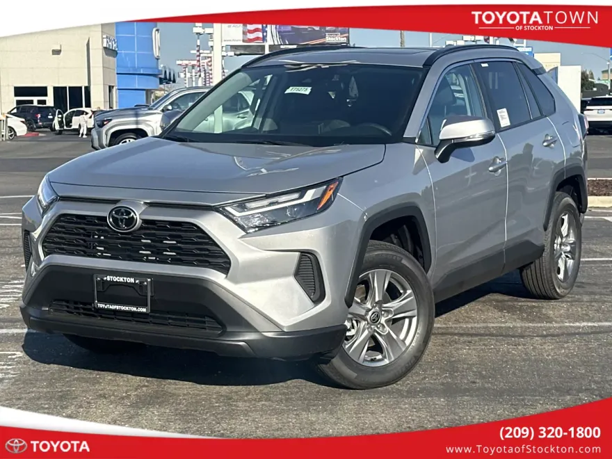 2025 Toyota RAV4 XLE photo 1