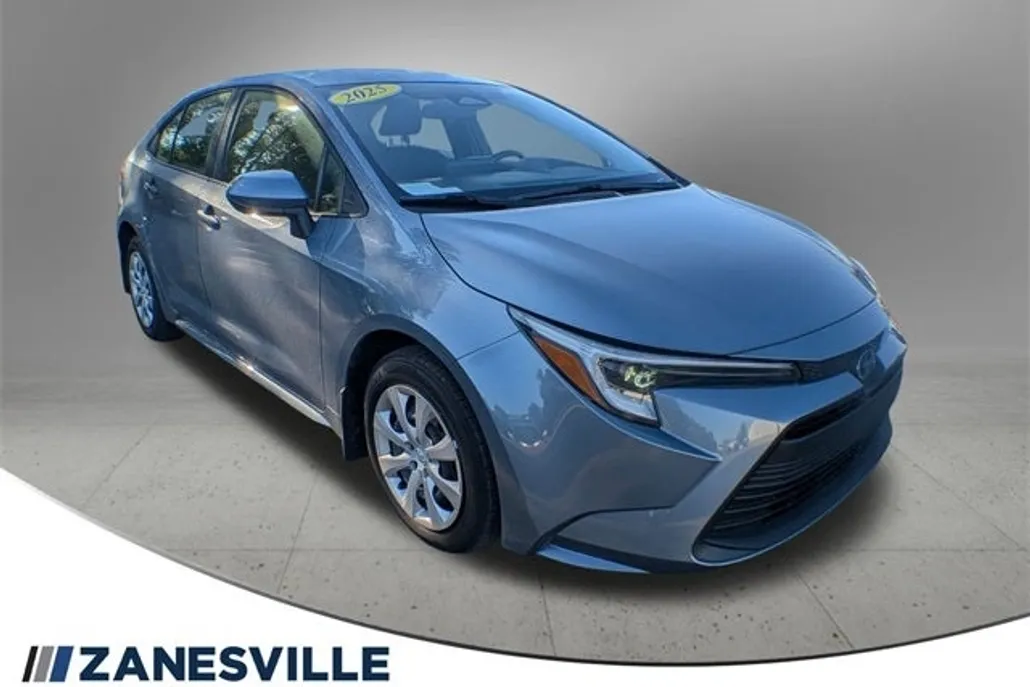2025 Toyota Corolla Hybrid LE photo 1