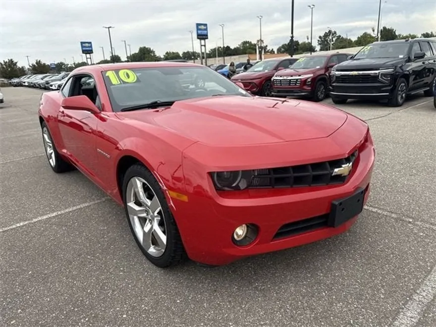 2010 Chevrolet Camaro LT1 Coupe photo 1
