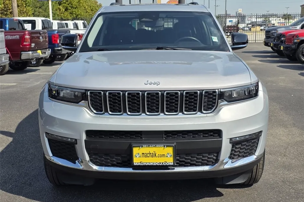 2022 Jeep Grand Cherokee Limited photo 1