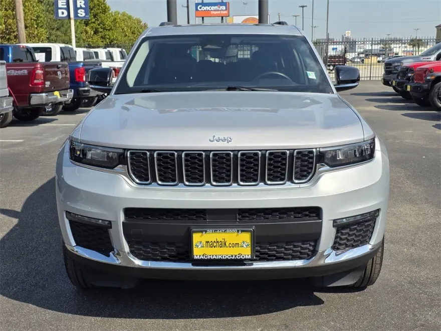 2022 Jeep Grand Cherokee Limited photo 1