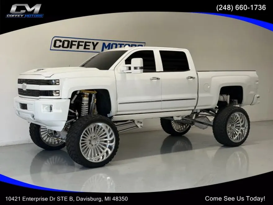 2015 Chevrolet Silverado 2500HD LTZ photo 1