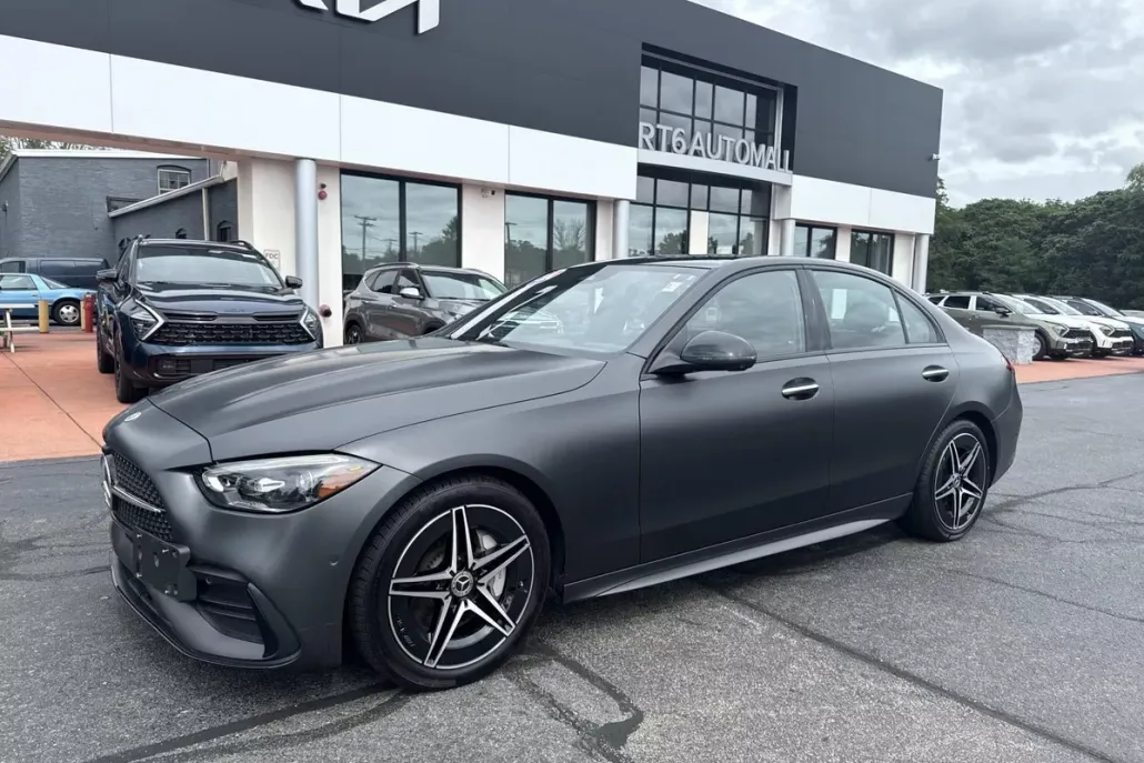 2024 Mercedes Benz C 300 4MATIC Sedan photo 1