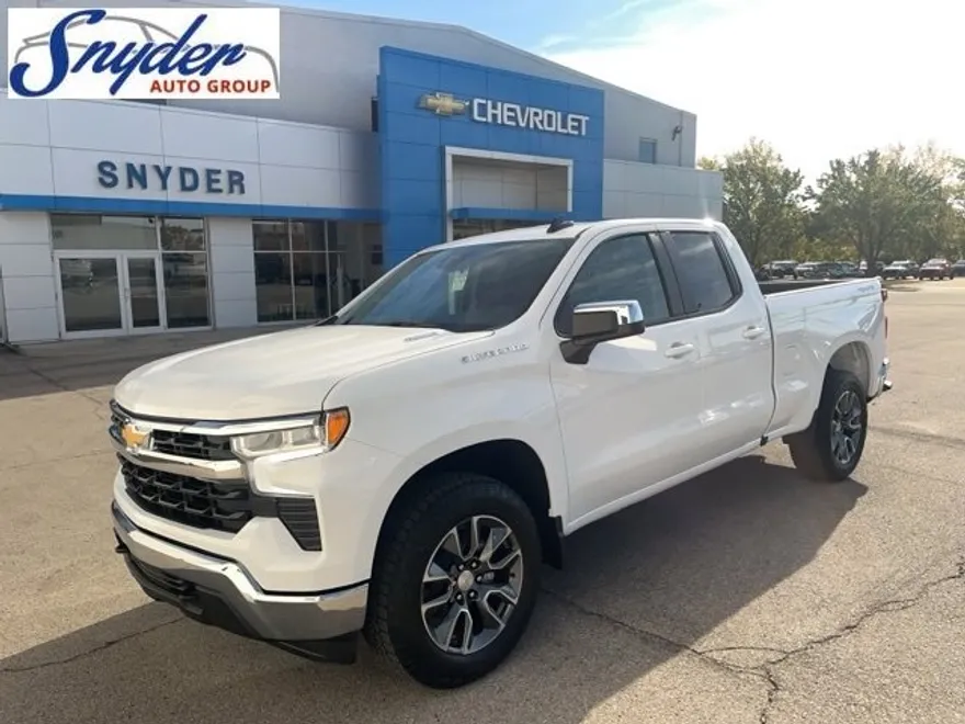 2025 Chevrolet Silverado 1500 LT photo 1