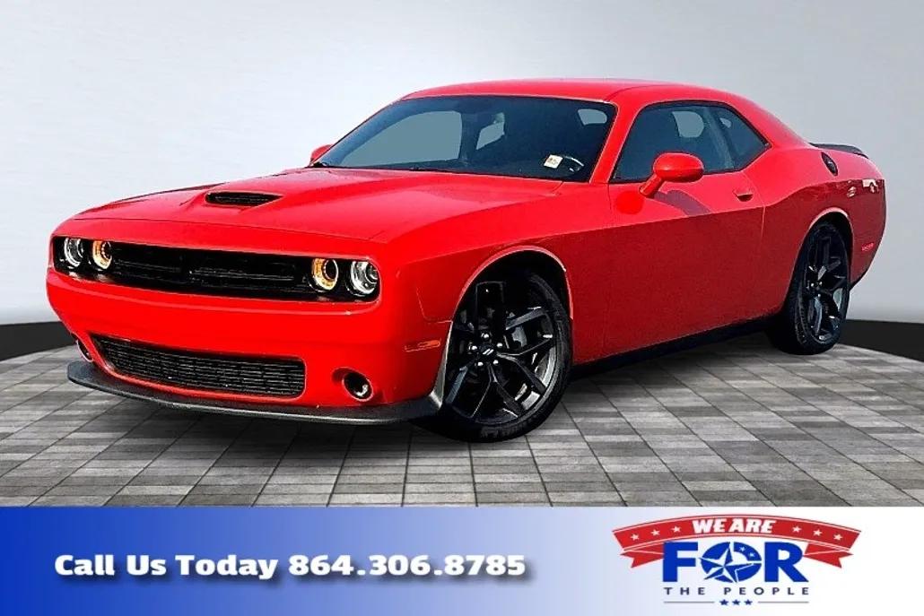 2022 Dodge Challenger GT photo 1