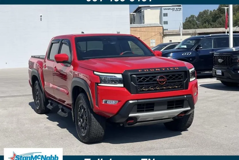 2023 Nissan Frontier PRO-4X photo 1