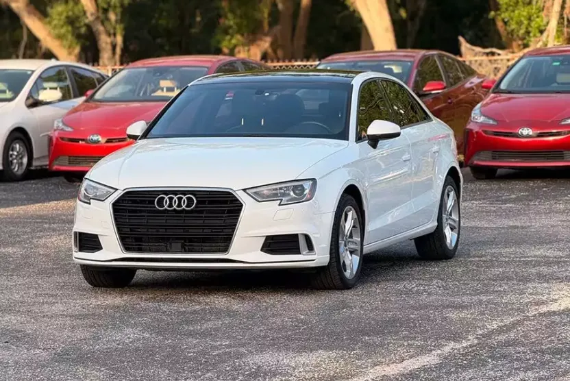 2018 Audi A3 2.0T Premium photo 1