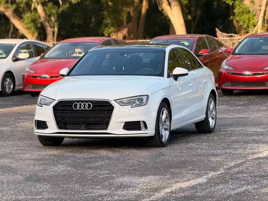 2018 Audi A3 2.0T Premium photo 1