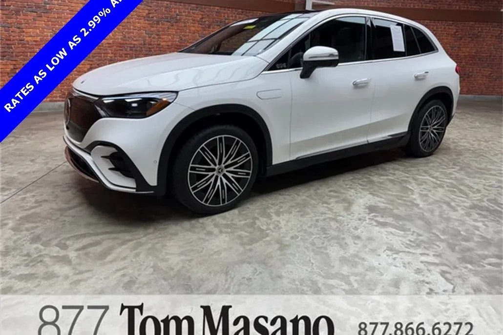 2023 Mercedes Benz 500 4MATIC photo 1