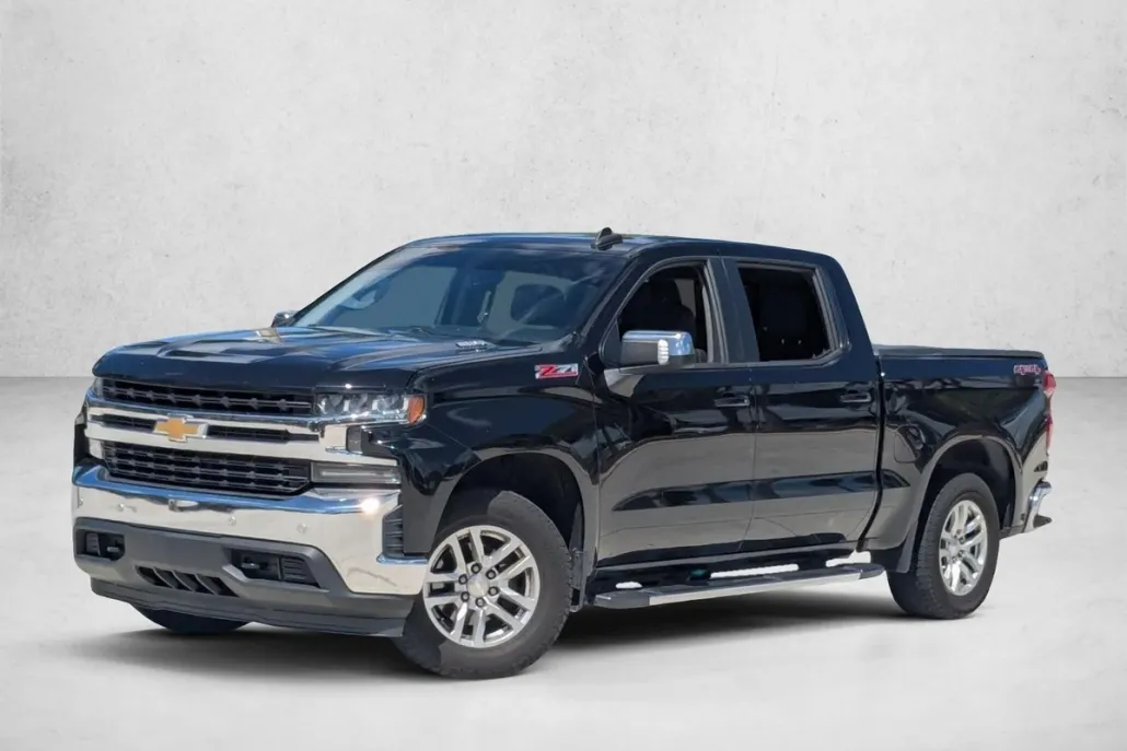 2020 Chevrolet Silverado 1500 LT photo 1