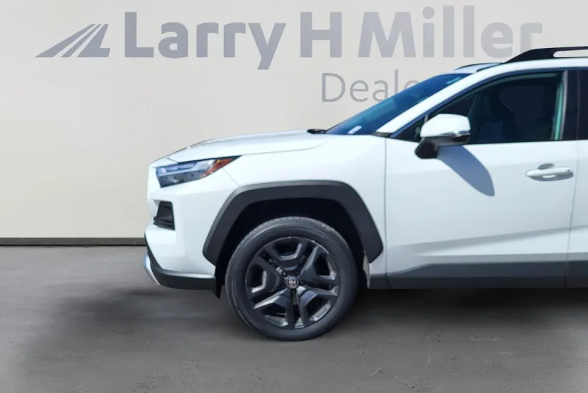 2024 Toyota RAV4 Adventure photo 1