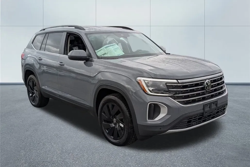 2025 Volkswagen Atlas SE Technology photo 1