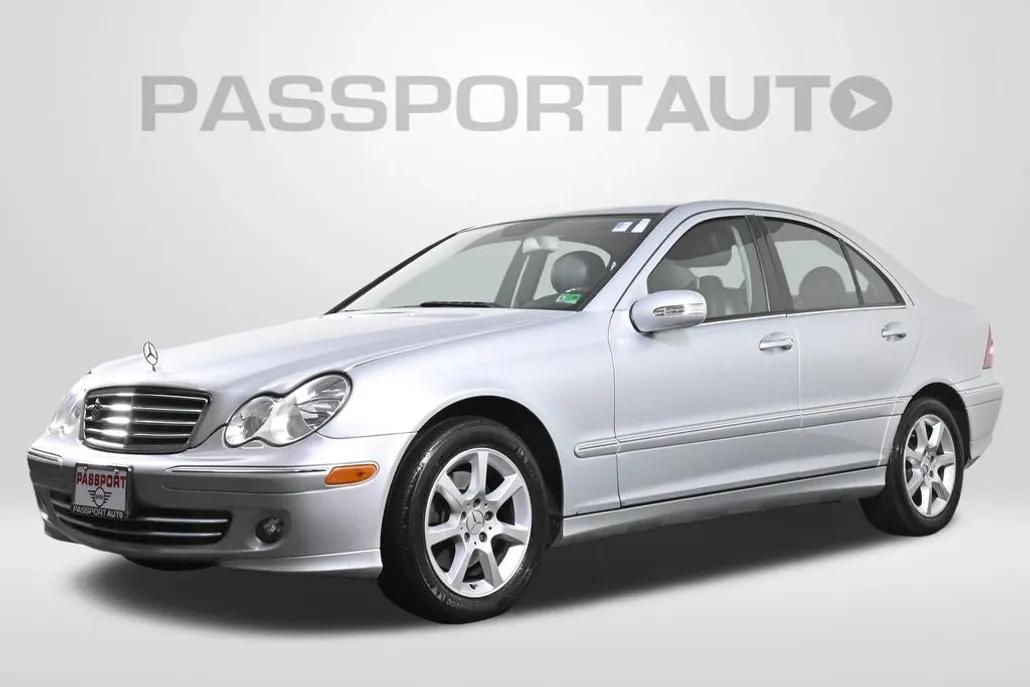 2007 Mercedes Benz C Luxury photo 1
