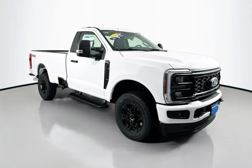 2025 Ford F-350 XL photo 1