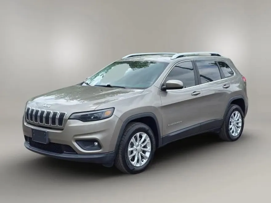 2019 Jeep Cherokee Latitude photo 1